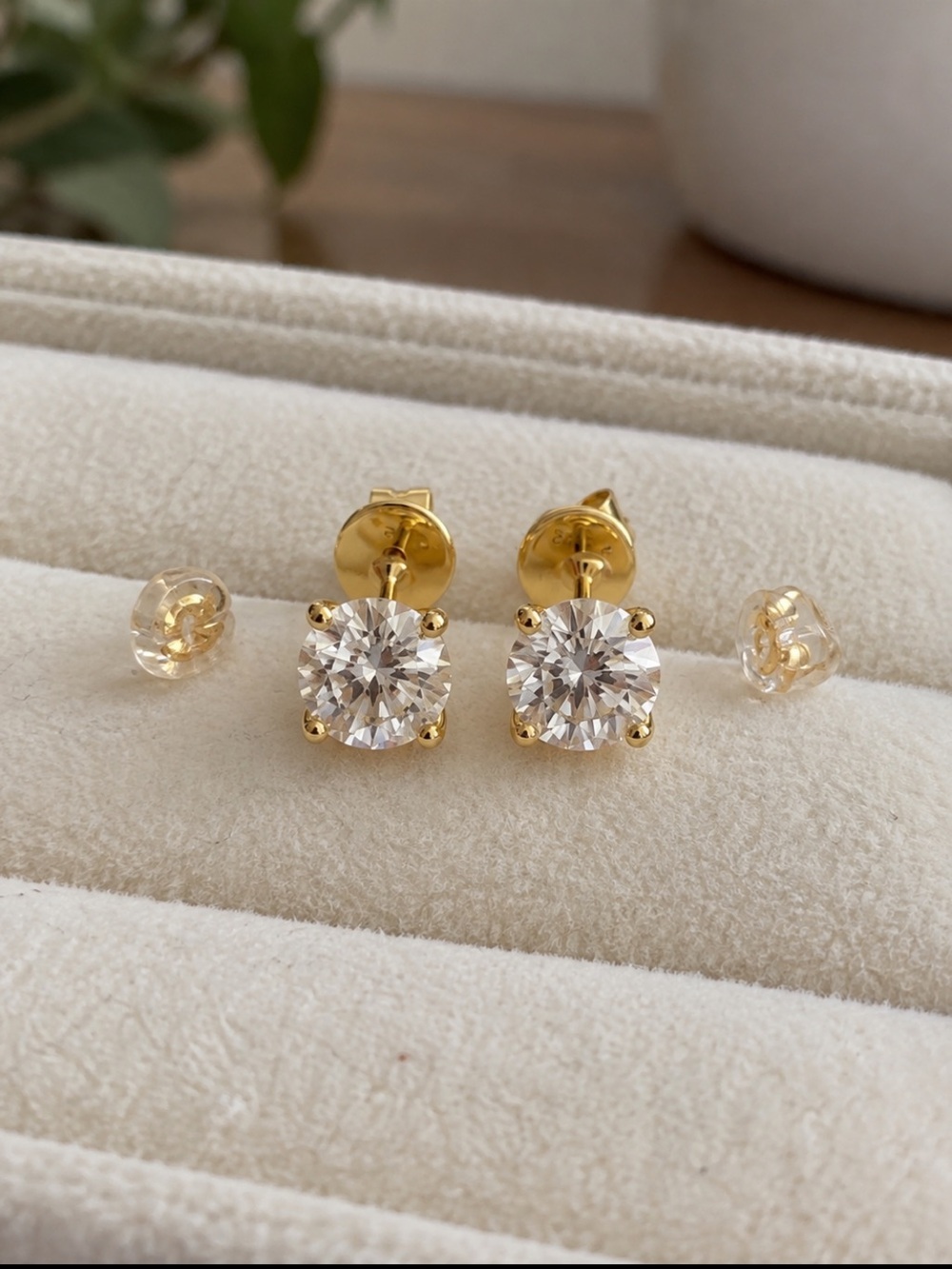 2CT 18K Gold Round Moissanite Stud Earrings D VVS1 Plated 925 Sterling Silver